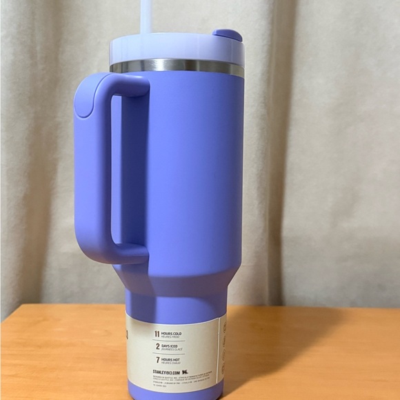 Stanley Hydrangea Flowstate 40oz Quencher H2.0 Tumbler - Picture 3 of 6